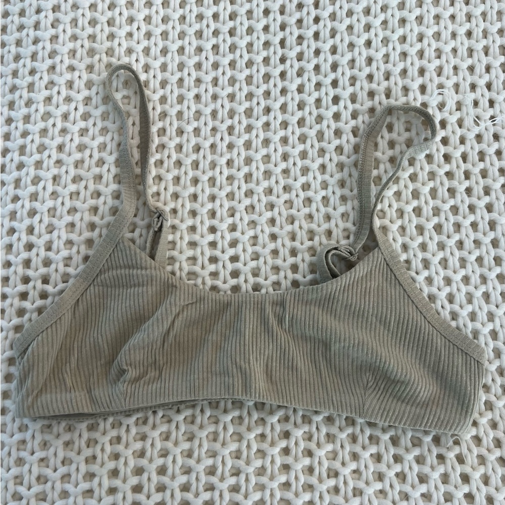 ALO - ribbed manifest bra